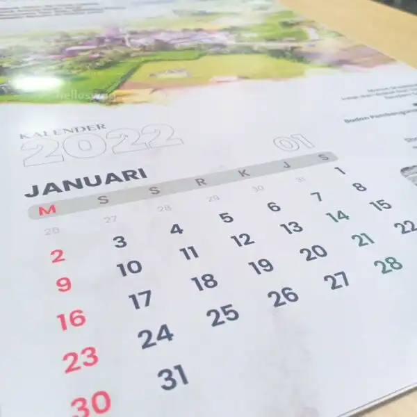 Kalender Dinding 1 Bulan 4