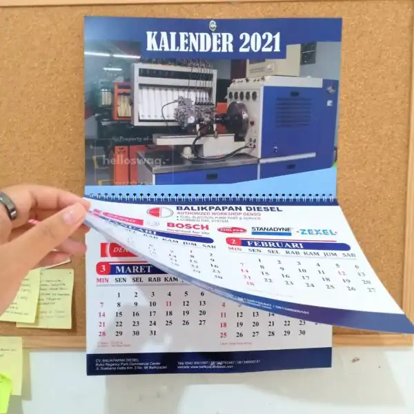 Kalender Dinding Lipat 4