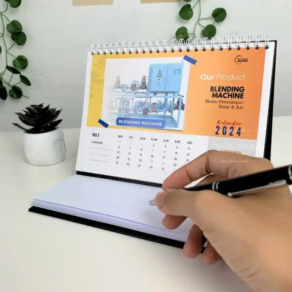 Kalender Meja Dengan Notes 4