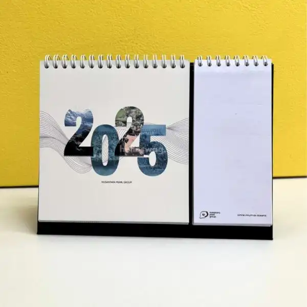 Kalender Meja Dengan Notes (8)