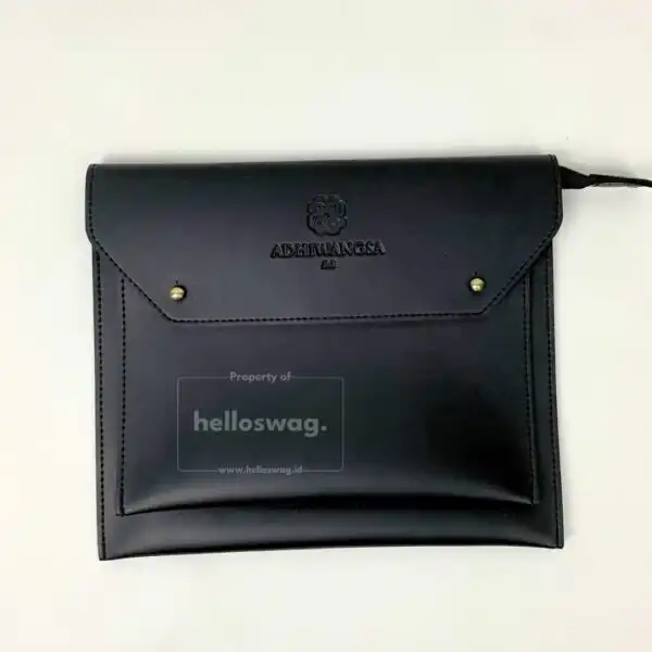 Tas Pouch Wristlet Berbahan Kulit Dengan Custom Logo 7