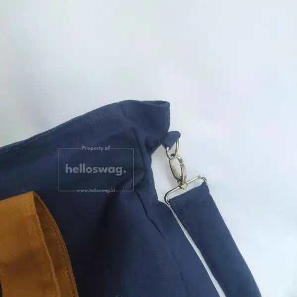 Tas Slingbag Selempang Dengan Bahan Kulit dan Custom Logo 5