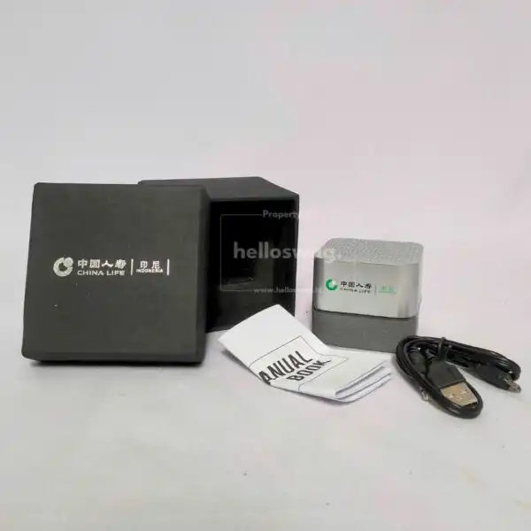 Gift Set 1 Item Berisi Speaker Bluetooth Dengan Custom Logo dan Hardbox 4