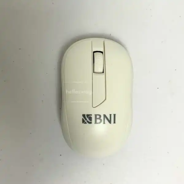 Gift Set 3 Item Berisi Flashdisk Kulit Mouse Wireless dan Speaker Untuk Souvenir Kantor 5