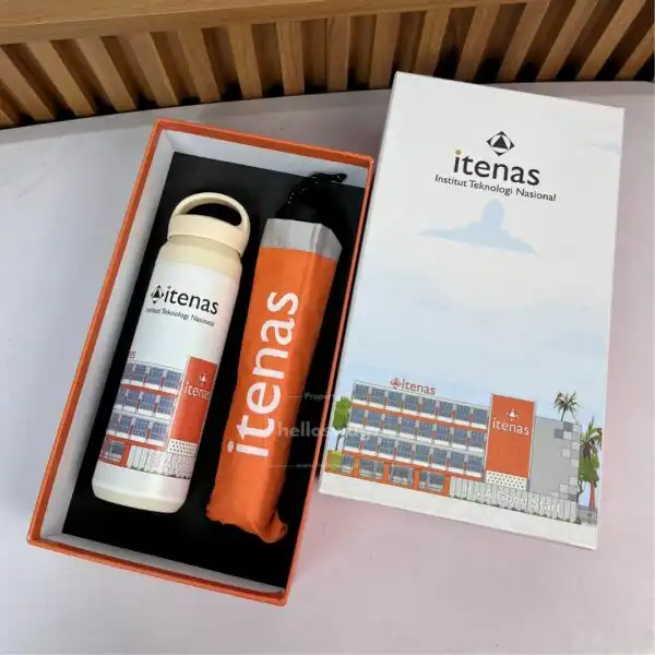 Gift Set Berisi 2 Item yaitu Tumbler Stainless dan Payung Lipat Custom Desain Grafis 1