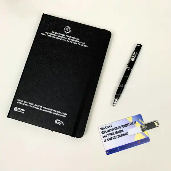 Pulpen Pen Bolpoin Berbahan Plastik Dengan Custom Logo 6