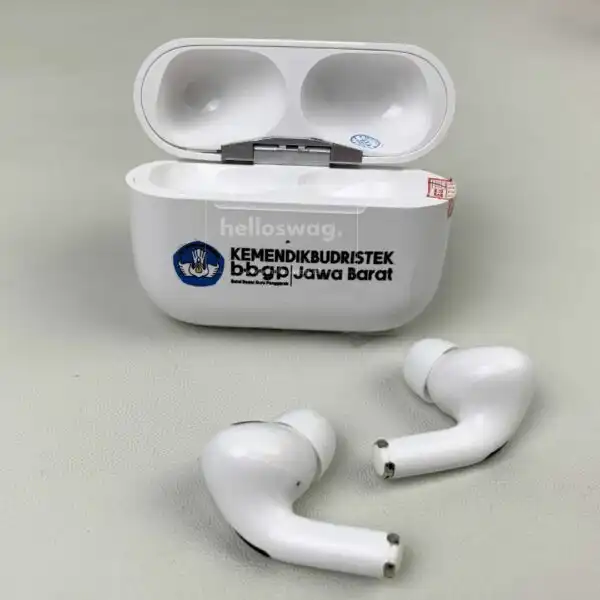 Souvenir Seminar Kit Berisi Earphone TWS Tumbler Stainless dan Tas Selempamg Yang Dapat Di Custom Logo 5