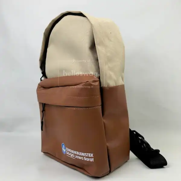 Tas Model Waistbag Dengan Custom Logo dan Model Beragam 6
