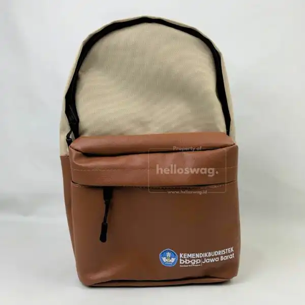 Tas Model Waistbag Dengan Custom Logo dan Model Beragam 8