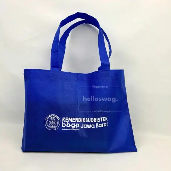 Tas Souvenir Goodiebag Dengan Warna dan Logo Custom 6