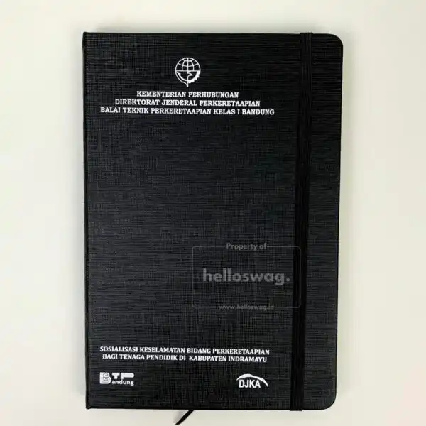 Buku Agenda Ready Stock Dilengkapi Karet dan Logo Perusahaan Custom 1