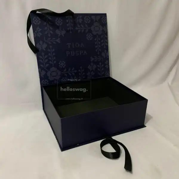 Gift Box Packaging Dengan Paperbag 7