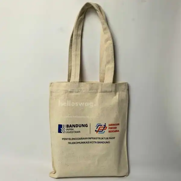 Tas Souvenir Totebag Dengan Bahan Kanvas dan Logo Custom Perusahaan 2