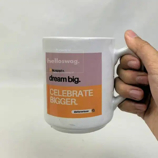 Mug Gelas Berbahan Keramik Dengan Custom Logo dan Desain Untuk Souvenir 2