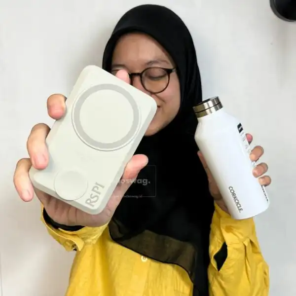 Souvenir Elektronik Powerbank Dengan Custom Logo dan Merk Terkenal (11)