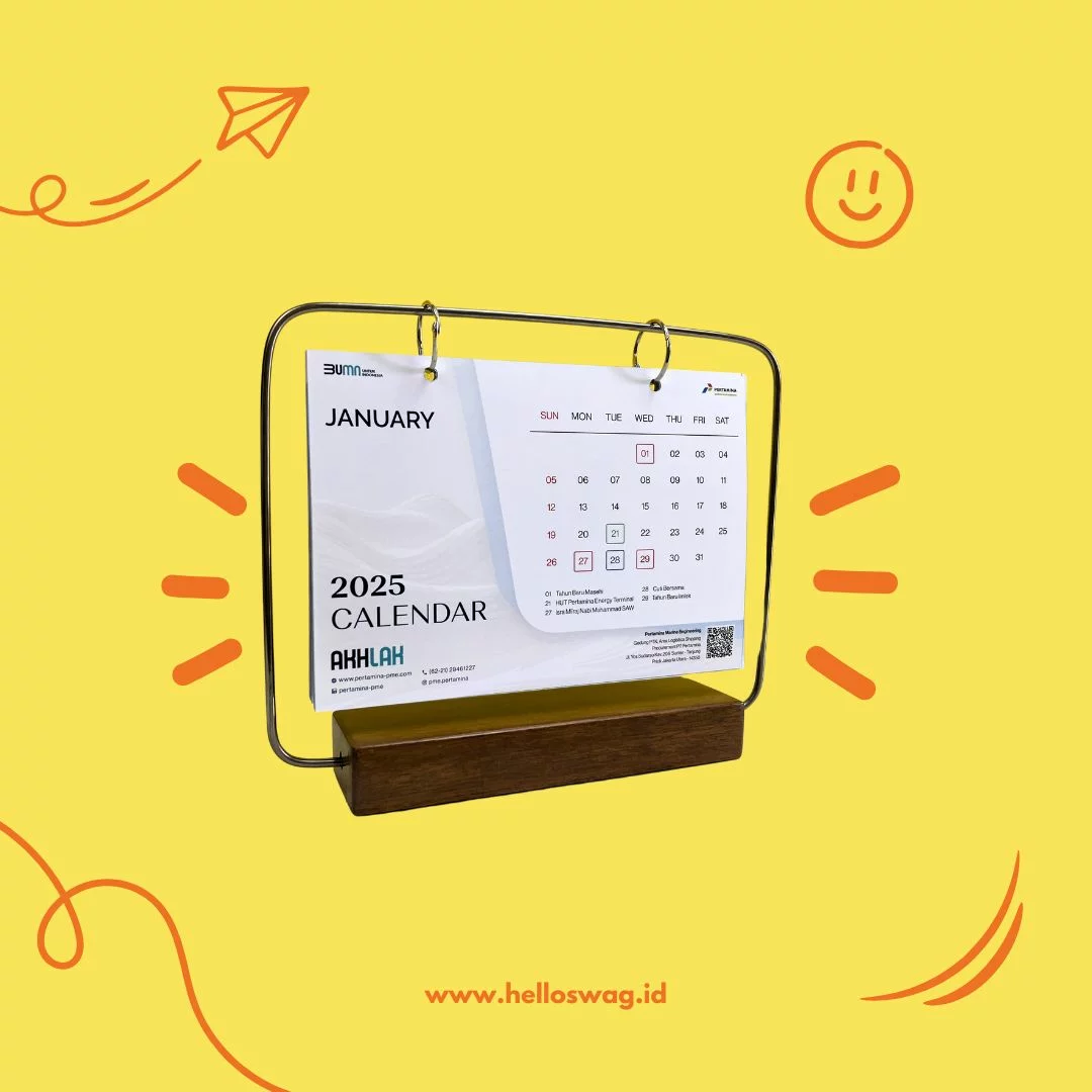 Contoh kalender Meja Dudukan Kayu custom HelloSWAG